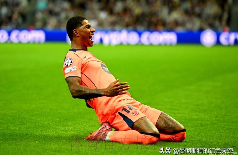 朗斯官方：法国门将马蒂厄-戈尔热兰加盟，合同至2026年6月